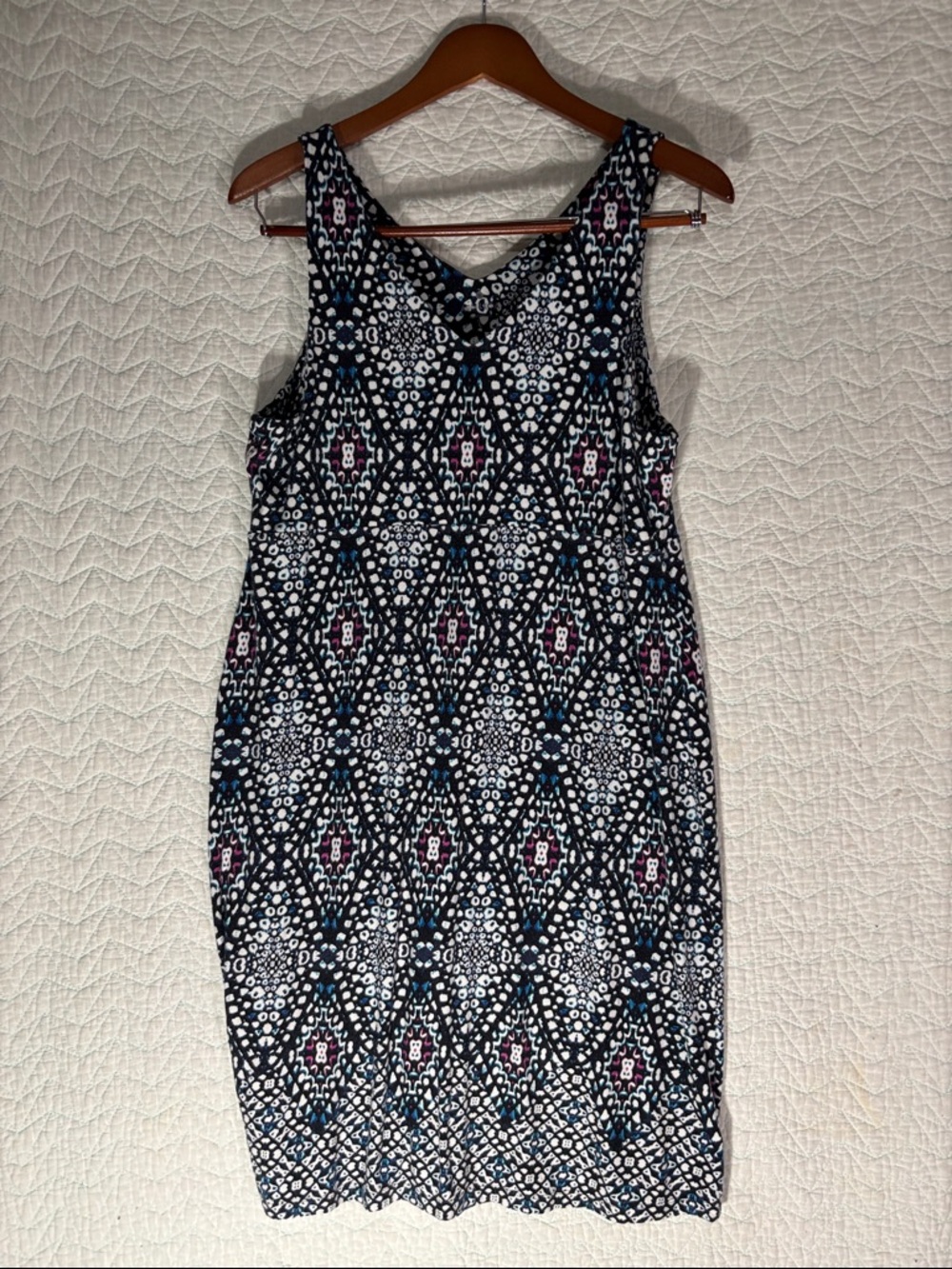 Athleta Black and White Geometric Midi Dress - Picture 4 of 5